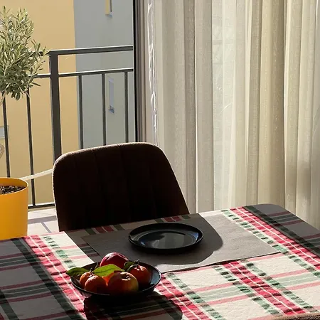 Apartment Cherry